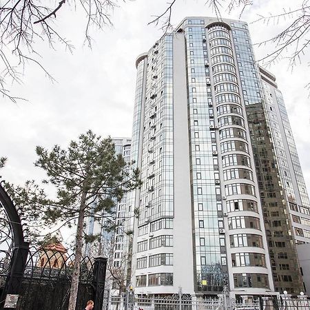 Gagarin Plaza Apartment 70 Square Metres On 12Th Floor Odesa Exterior foto