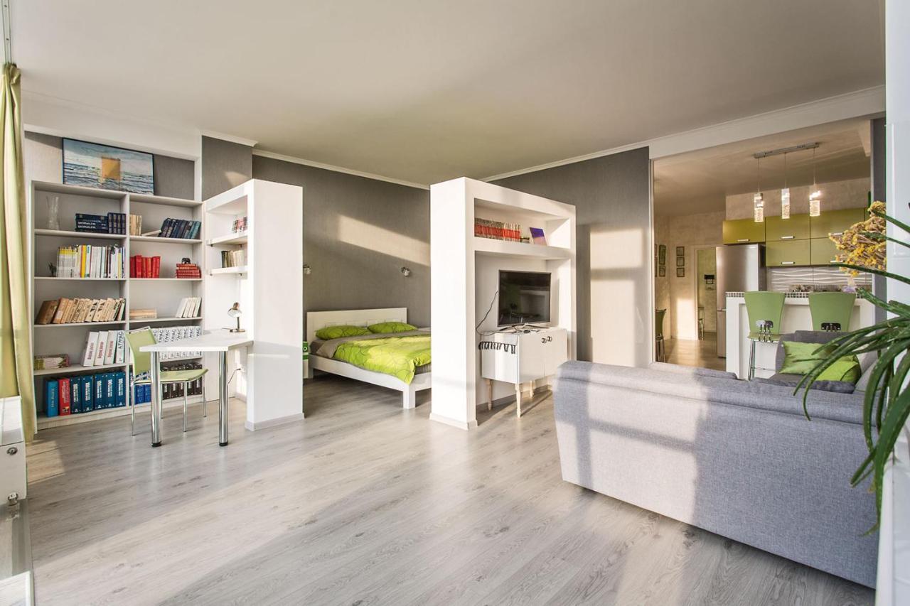 Gagarin Plaza Apartment 70 Square Metres On 12Th Floor Odesa Exterior foto